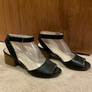 Life Stride Soft System Rosetta Heels